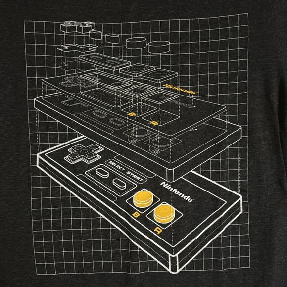 Nintendo T Shirt Size Small Unisex Grey Old School Controller - Picture 2 of 4